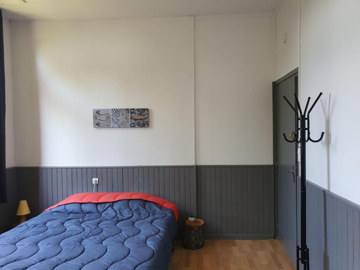 Etang-sur-Arroux Camping Des 2 Rives- Chambres מראה חיצוני תמונה